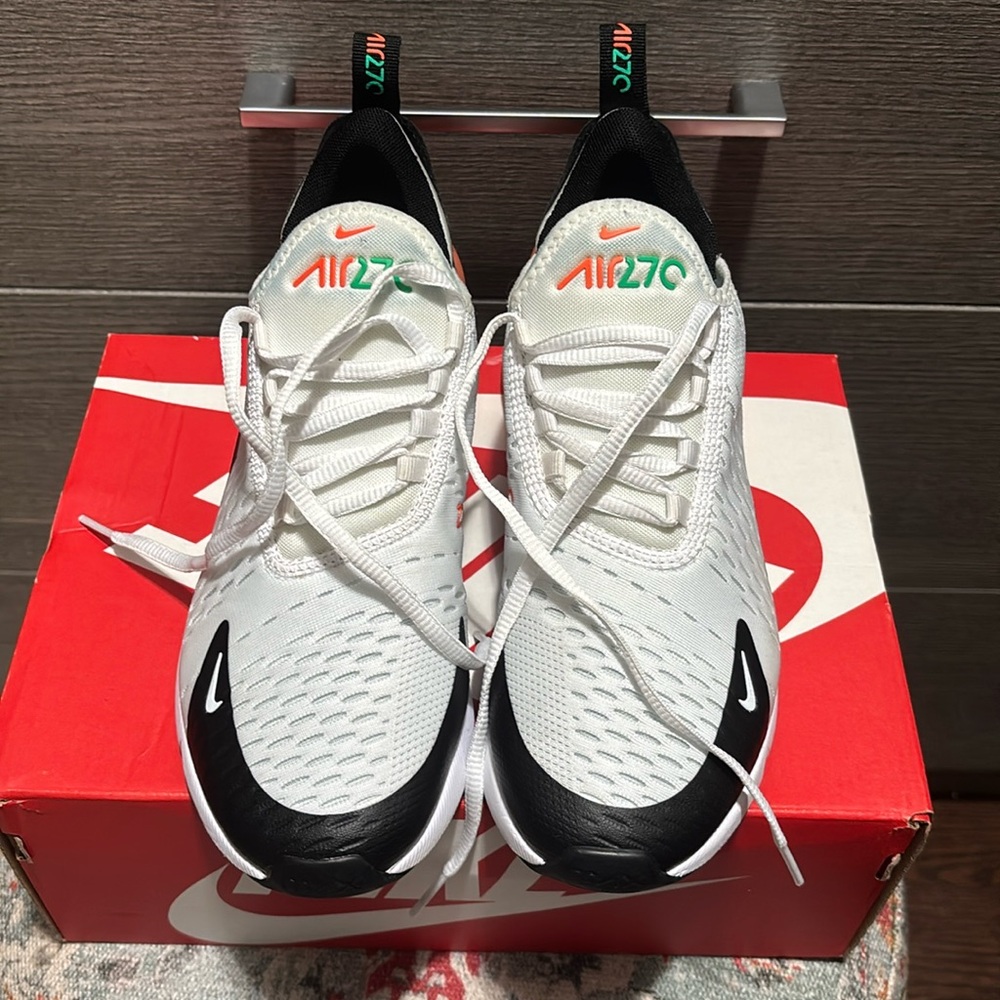 Nike Kids Black, White & Orange Air270 Sneakers